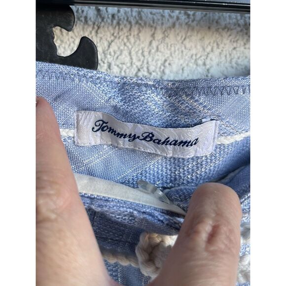Tommy Bahama Silver Stripe Linen Blend Cropped Pant - Size XL - Blue/ Silver - Picture 9 of 10